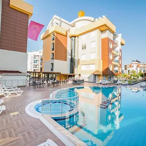 3* Aparthotel Flamingo